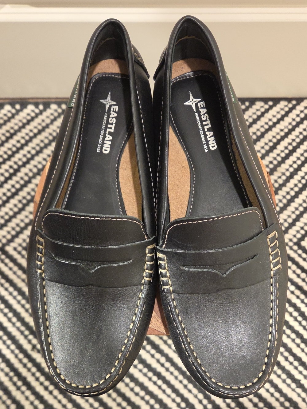 Eastland Womens Patricia Leather Penny Loafers